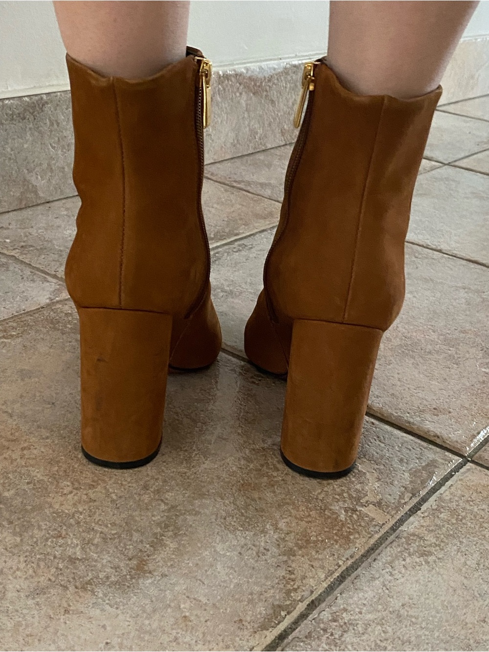 L’intervalle size 8  Suede Pointed Toe Ankle Boots in Chestnut - Picture 4 of 11
